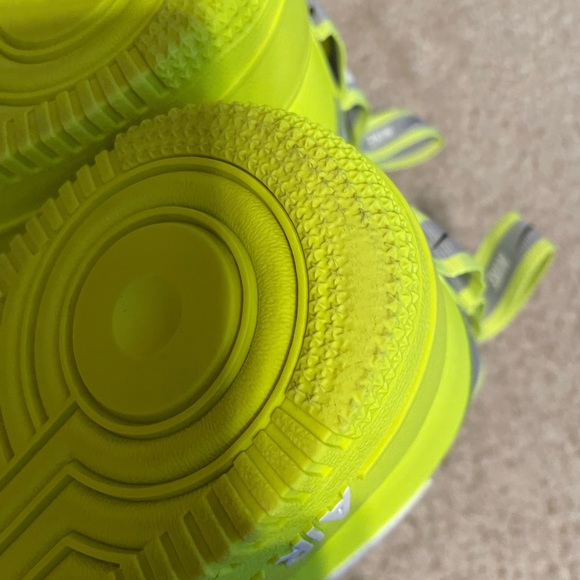 Air Force 1 ‘07 Lv8 Utility - Picture 2 of 6